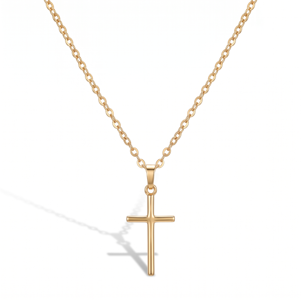 Collar Cruz Sencilla dorada, cruz cristiana clásica lisa pulida – vista completa sobre fondo blanco