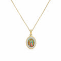 Collar Virgen de Guadalupe de acero inoxidable con imagen a color y circonias – vista completa sobre fondo blanco