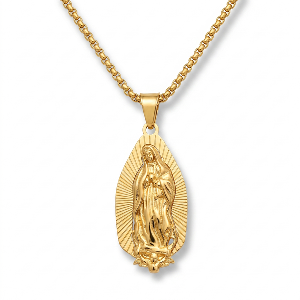 Collar Virgen de Guadalupe en forma de gota, relieve dorado con borde de rayos – vista completa sobre fondo blanco