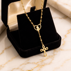 Collar Rosario Dorado en Y con corazón calado de la Virgen María y cruz – en caja de terciopelo