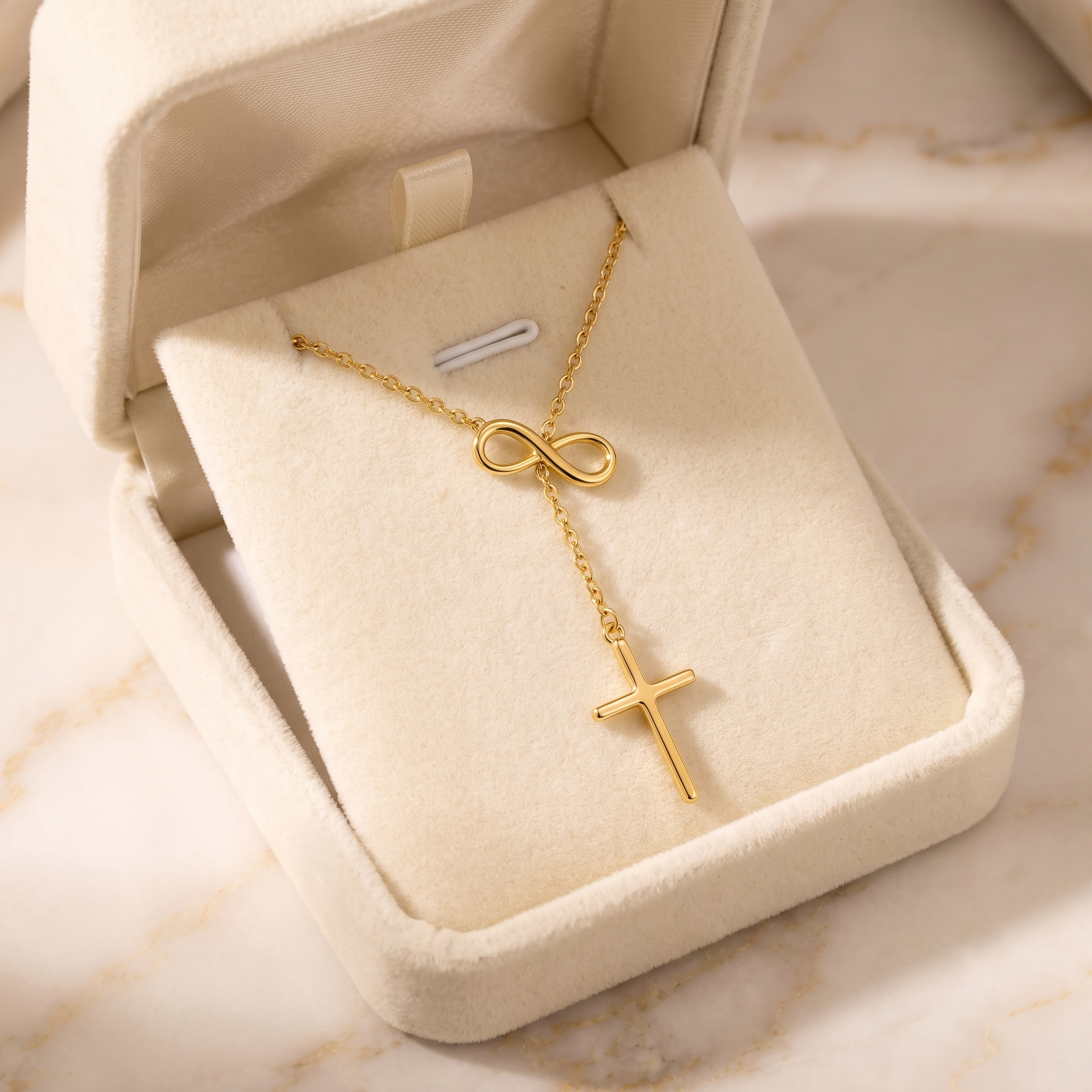 Collar de Cruz y Lazo Infinito en acero inoxidable, estilo lariat – en caja de terciopelo