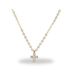 Collar Cruz Delicada con Circonias - Minimalista en Dorado — vista completa del producto
