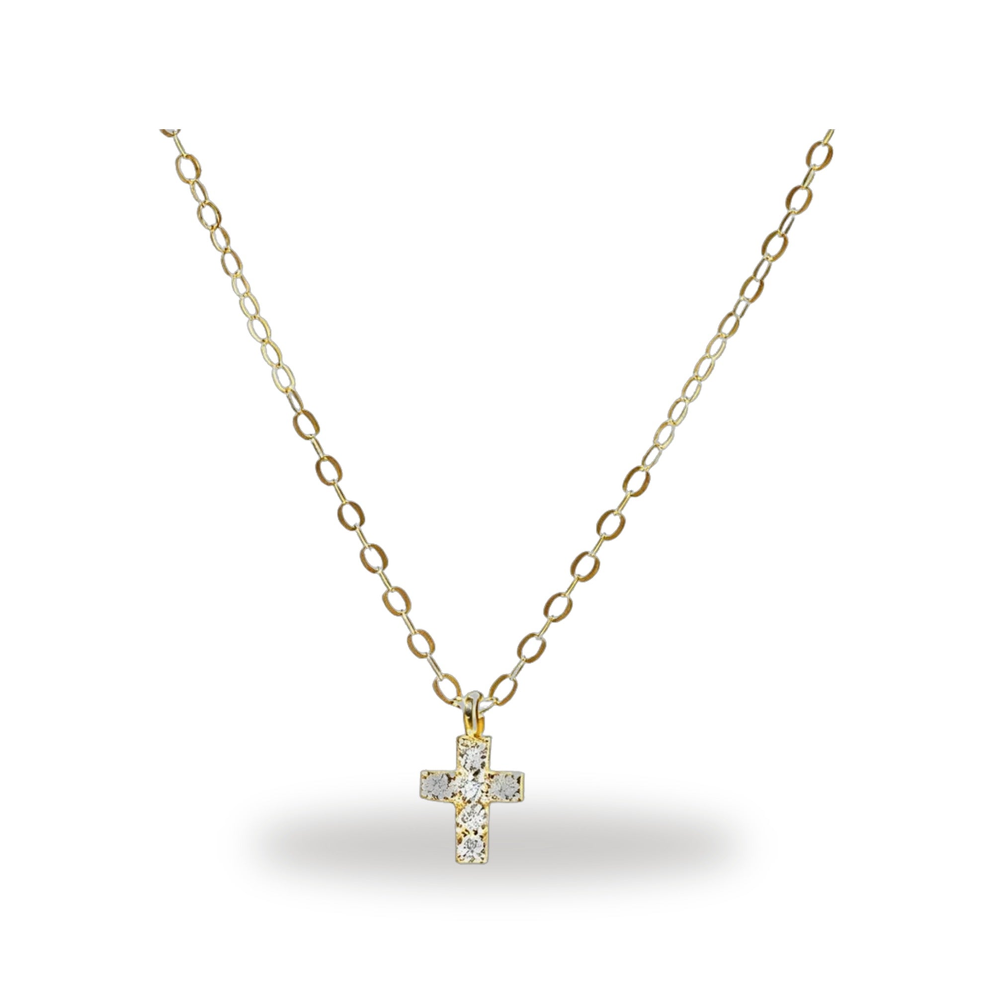 Collar Cruz Delicada con Circonias - Minimalista en Dorado — vista completa del producto