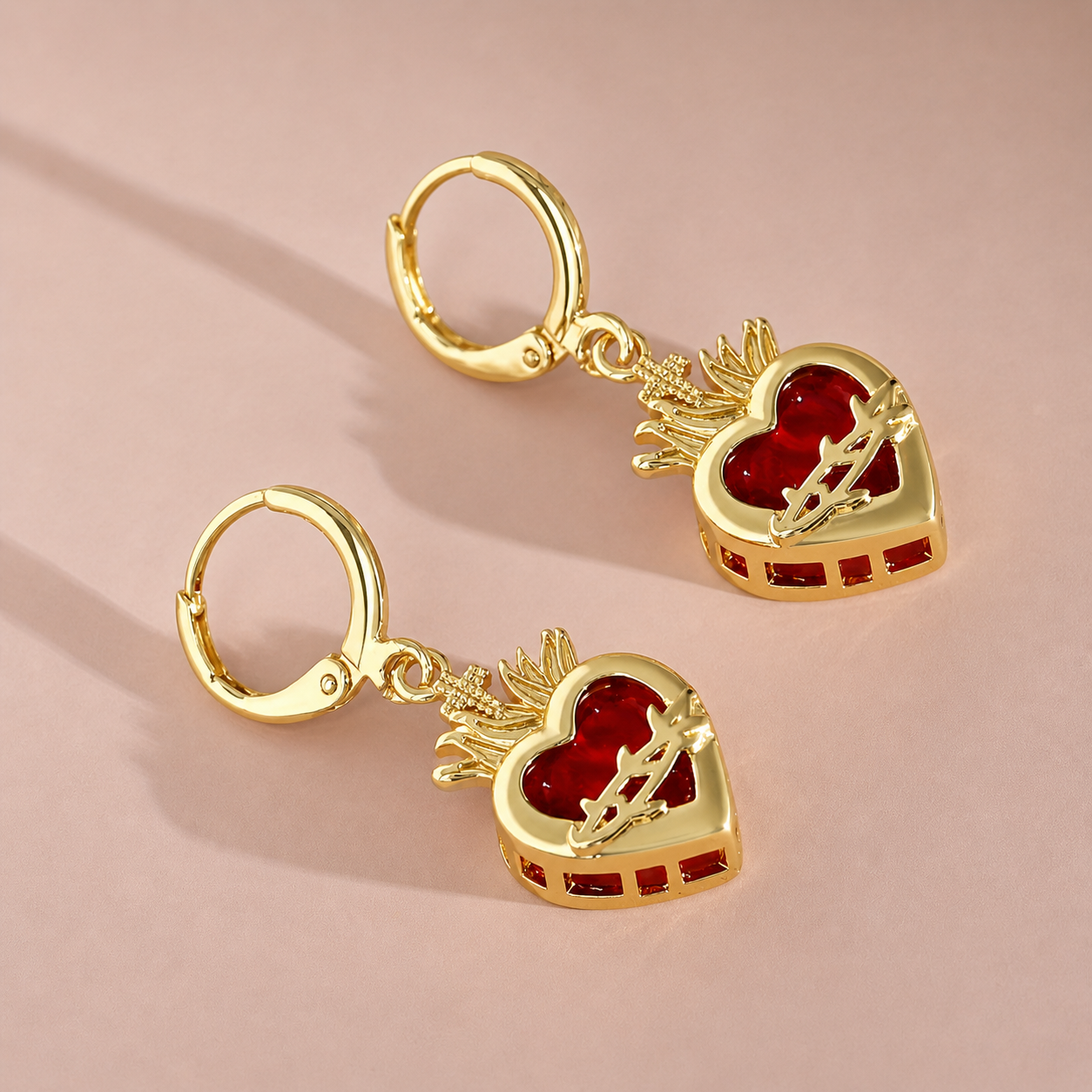Pendientes Sagrado Corazon de Jesus - Bano Dorado 22K con Zirc... — vista completa del producto