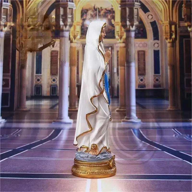 Escultura de la Virgen Maria en Resina: Luz y Fe en mano — escultura de resina devocional