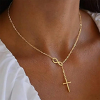 Collar de Cruz y Lazo Infinito en Acero Inoxidable