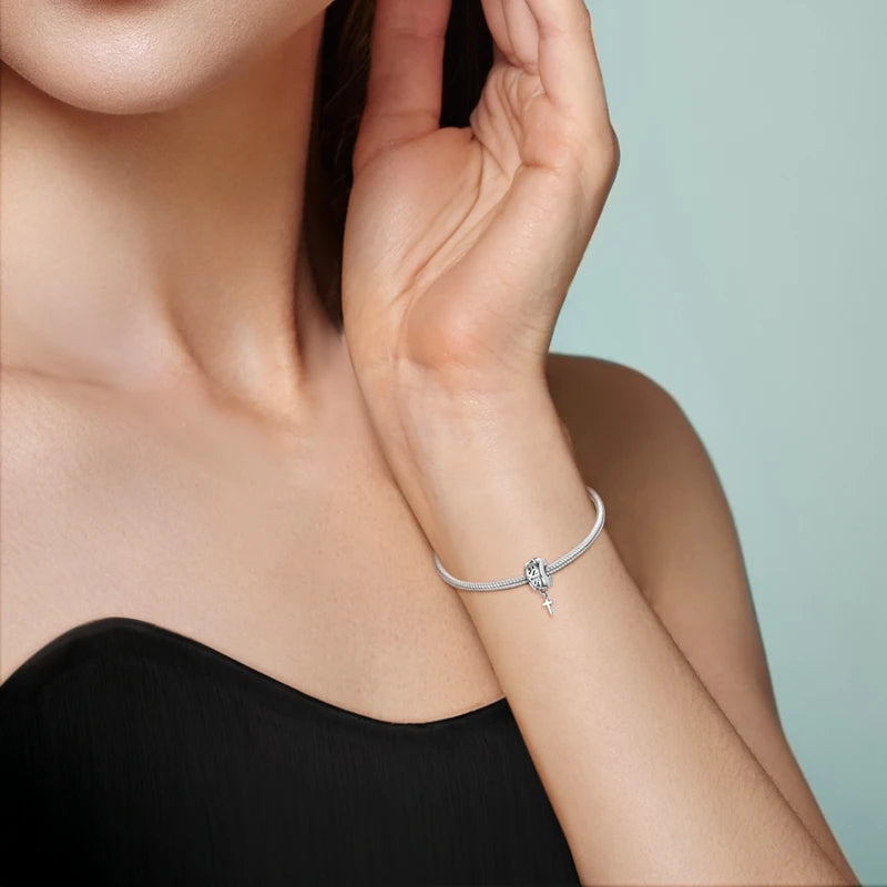 Dije de Jesus — accesorio de fe catolica