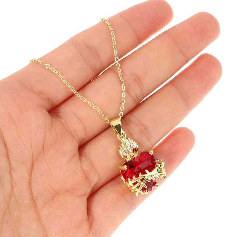 Collar Sagrado Corazón de Jesús con Circonia Roja