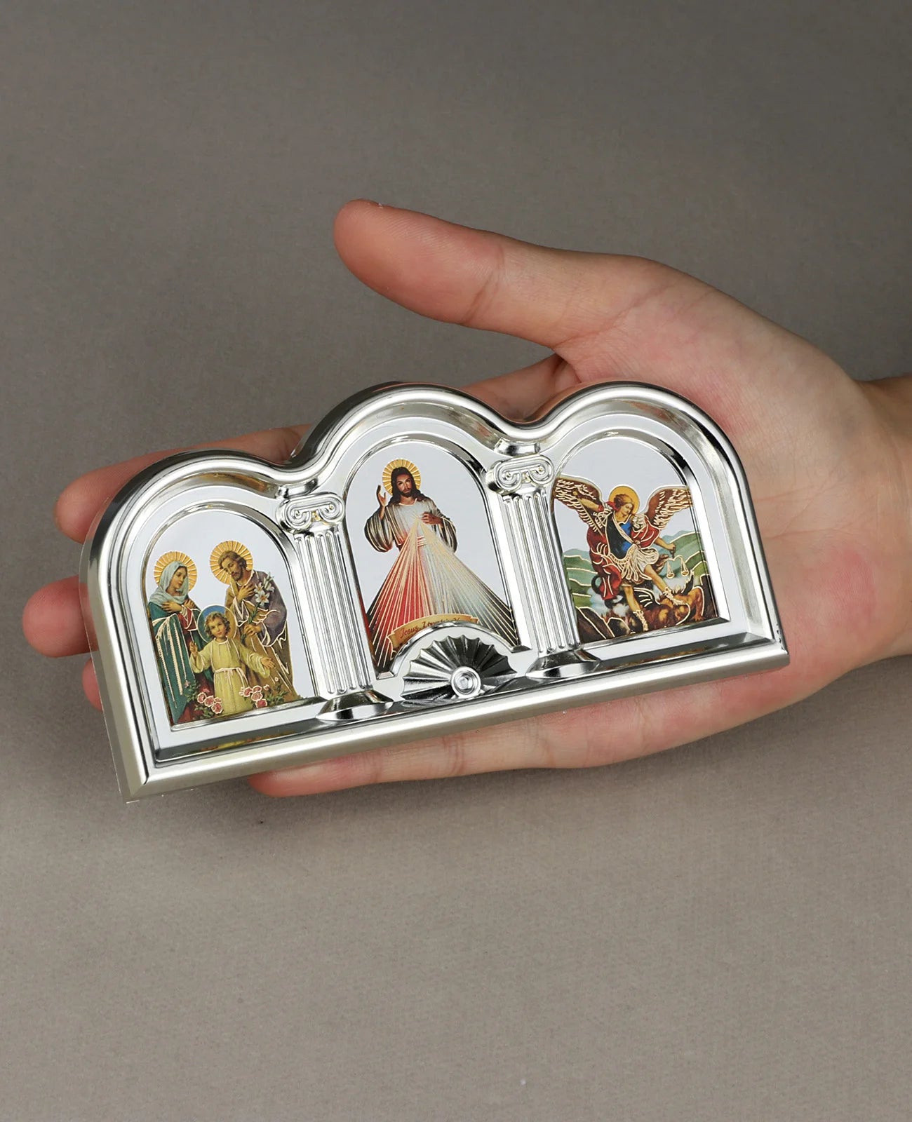 Marco de imagen de Jesús Cristo de la misericordia divina católica, pegatina de iconos tríptico de San Miguel de la Sagrada Familia, oración de mesa, decoración de iglesia para el hogar