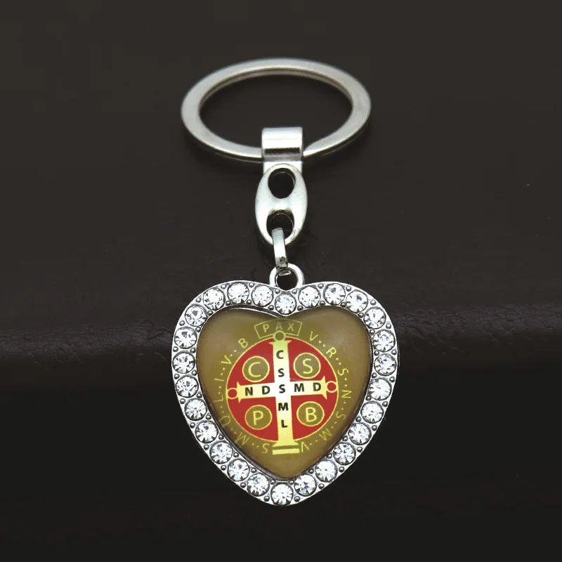 Llavero de corazón Jesús nuestra señora Saint para mujeres y hombres, soporte de llave de coche de diamantes de imitación, joyería católica, regalo de oración Cristiano
