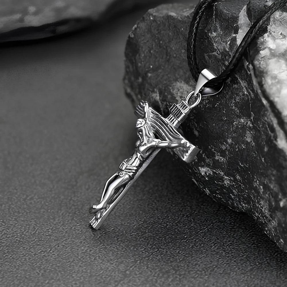 Collares con colgante de cruz de Jesús de alta calidad, joyería clásica de acero inoxidable para hombre 2025, regalo para mejor amiga para mamá y mujer