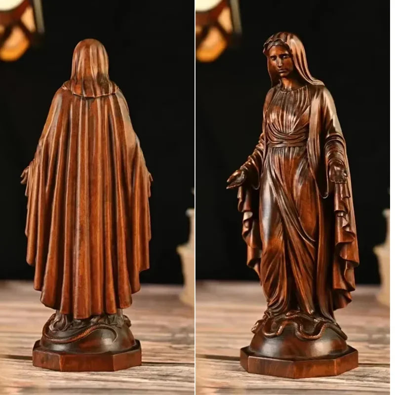 Escultura de la Virgen Maria — accesorio de fe catolica