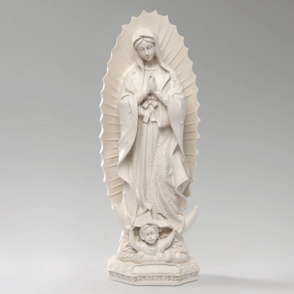 Estatua de la Virgen de Guadalupe en Resina