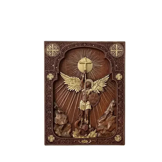 Medalla de San Miguel Arcangel en Icono de San Miguel Arcangel en Madera - Arte Sacra con Detall... — devocion...