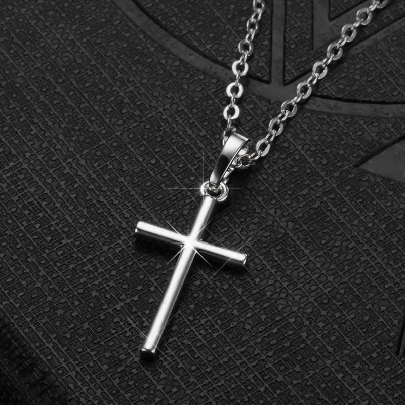 Collar Cruz Sencilla - Simbolo de Fe en Dorado o Plateado — accesorio de fe y devocion