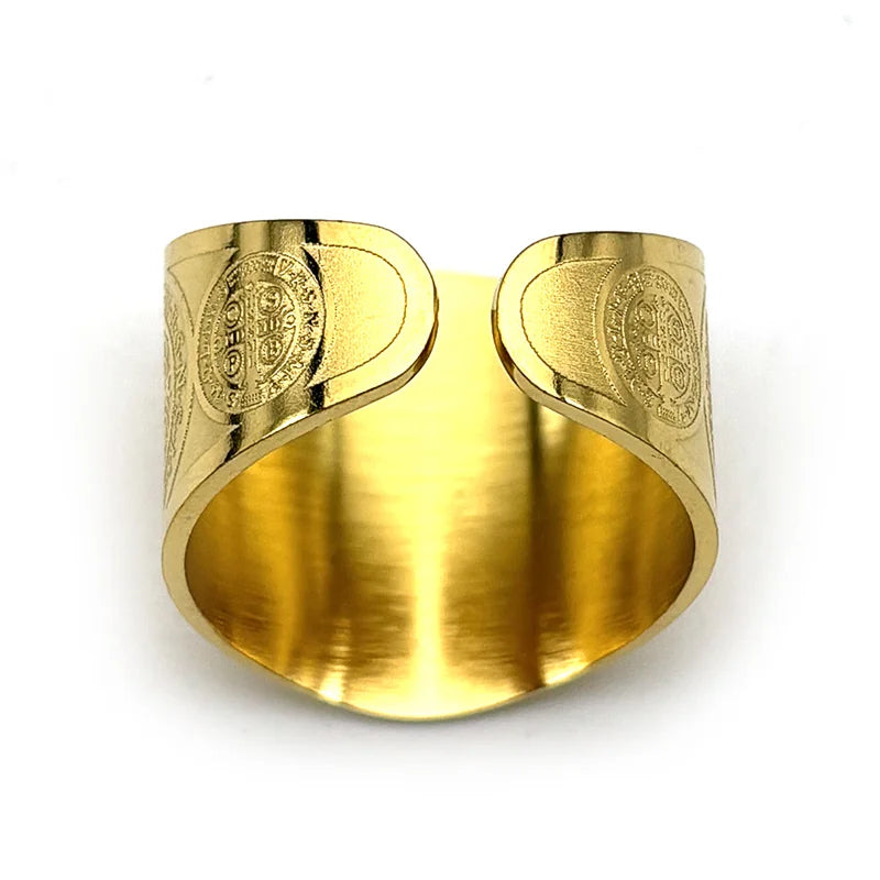 Anillo Ajustable de San Benito – Diseño Devocional en Acabado Dorado y Plata