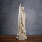 Estatua de la Virgen de Guadalupe en Resina