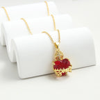 Collar Sagrado Corazón de Jesús con Circonia Roja