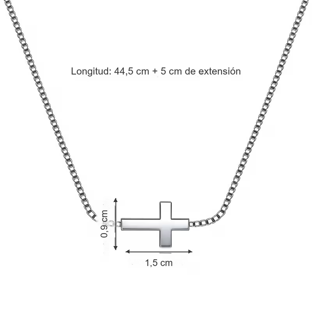 Medidas del collar de mini cruz horizontal en plateado: cruz de 1,5 x 0,9 cm y cadena de 44,5 cm mas 5 cm de extension