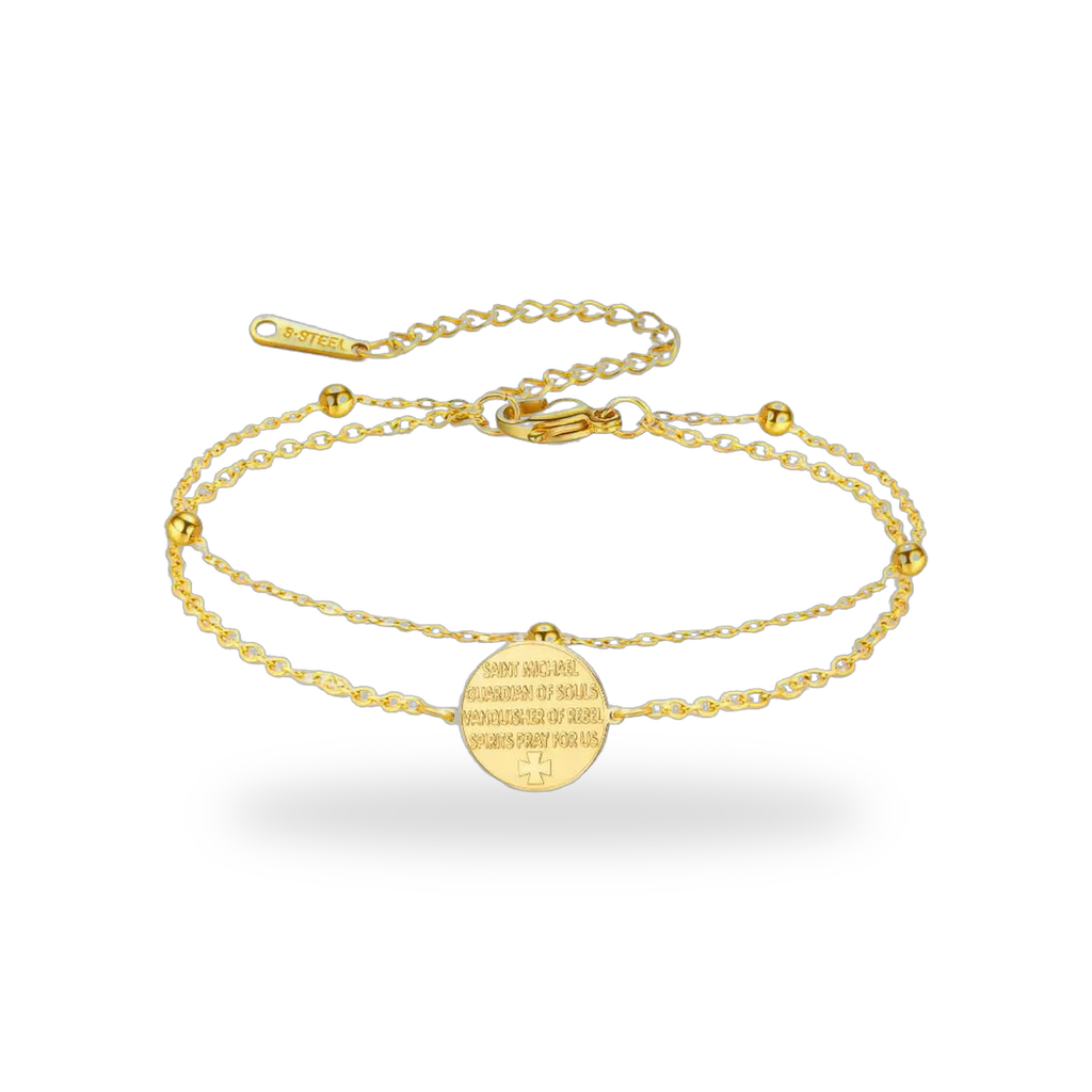 Pulsera de San Miguel Arcángel de doble cadena en acero dorado — vista completa