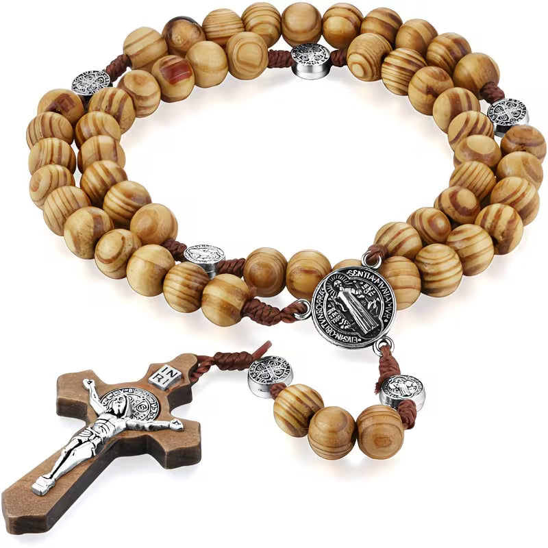 Rosario de madera con cruz negra — presentacion del producto