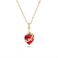 Collar del Castísimo Corazón de San José: corazón de circonia roja con la vara florecida en dorado, sobre fondo blanco — vista completa
